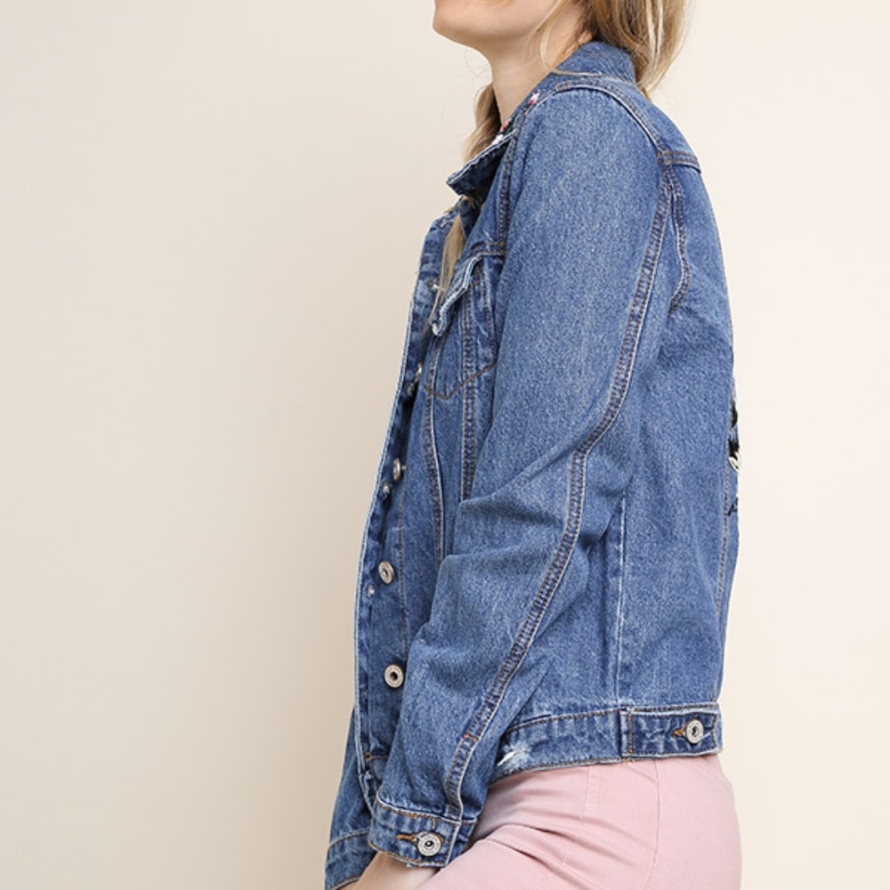 NWT Floral Embroidered Distressed Jean Jacket - Picture 5 of 9